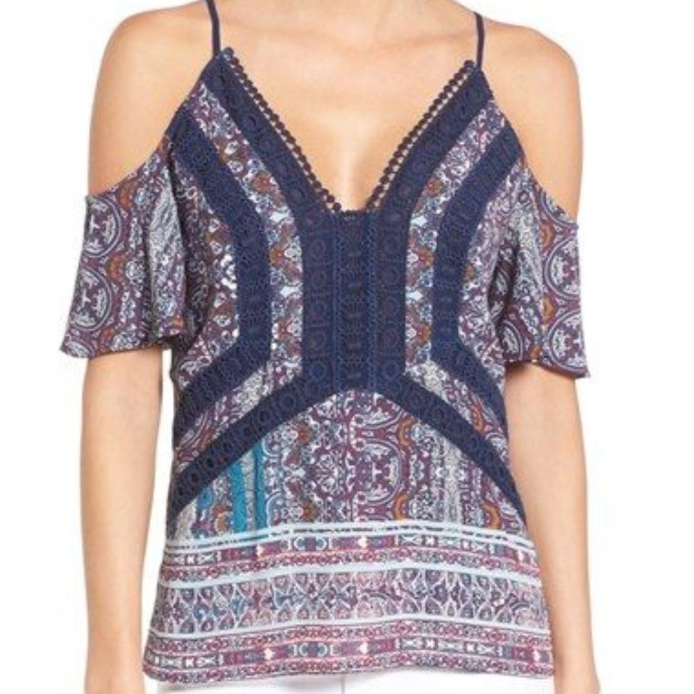 Chelsea 28 Floral Print Cold Shoulder Top